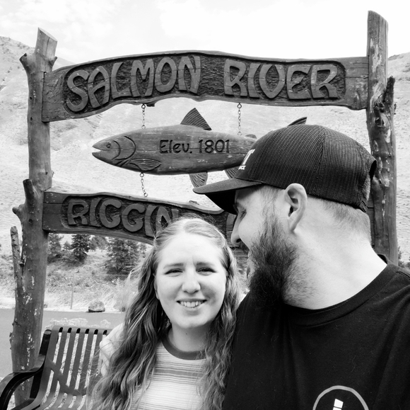 Meet your Posher, Mikaela - Picture 2 of 2